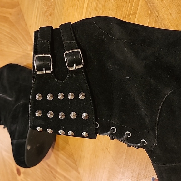 Wedges - Picture 7 of 12